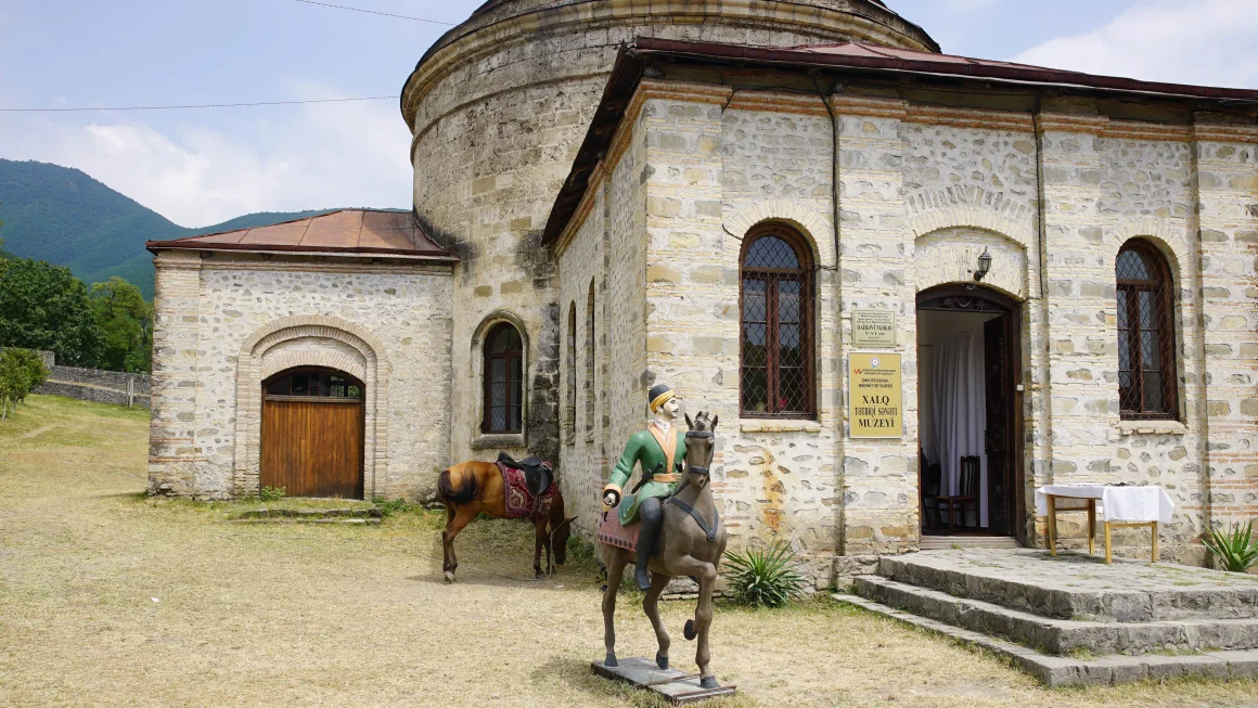 sheki-permata-jalur-sutra-azerbaijan-yang-kini-diakui-dunia
